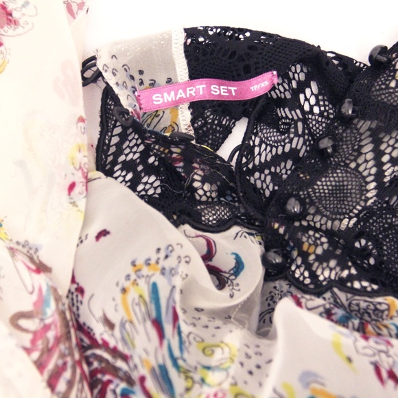 SMART SET | Victorian Lace High Neckline Dress - Picture 5 of 5